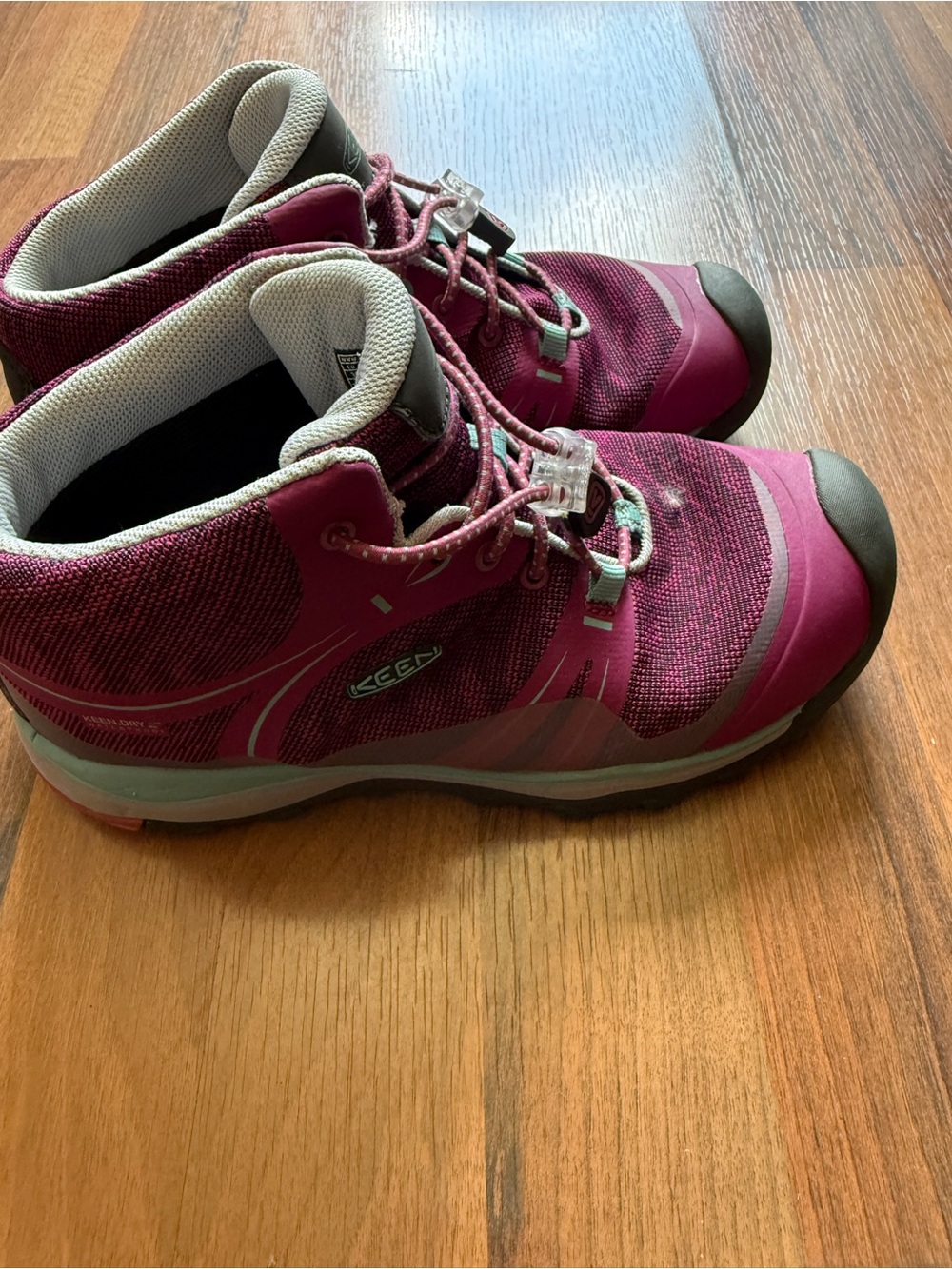 Keen Kids Magenta and Gray Lace-Up Sneakers